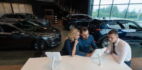insight-hero-the-digital-car-dealership-of-the-future-fields-of-action-for-the-car-trade.jpg